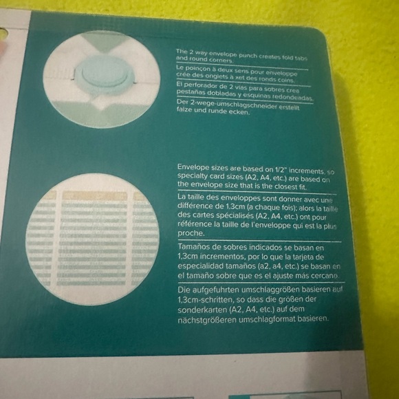 We R Memory Keepers Envelope Punch Board - Blue - Picture 4 of 6